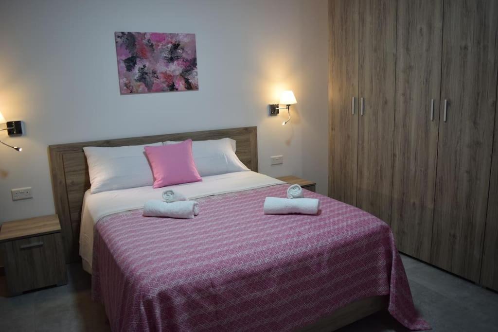 Lovely 3-Bedroom Apartment In L-Iklin Exteriör bild